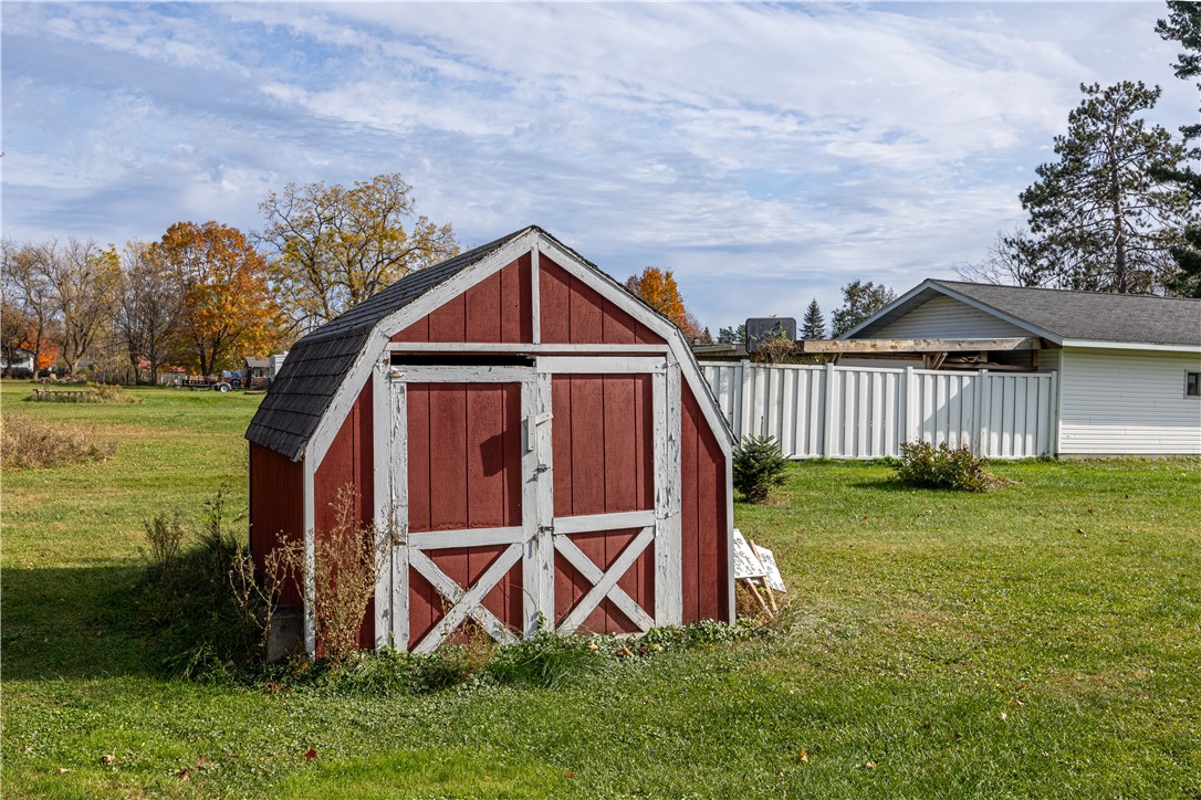 Residential at 809 6th Street, Ladysmith, WI 54848 — photo 24