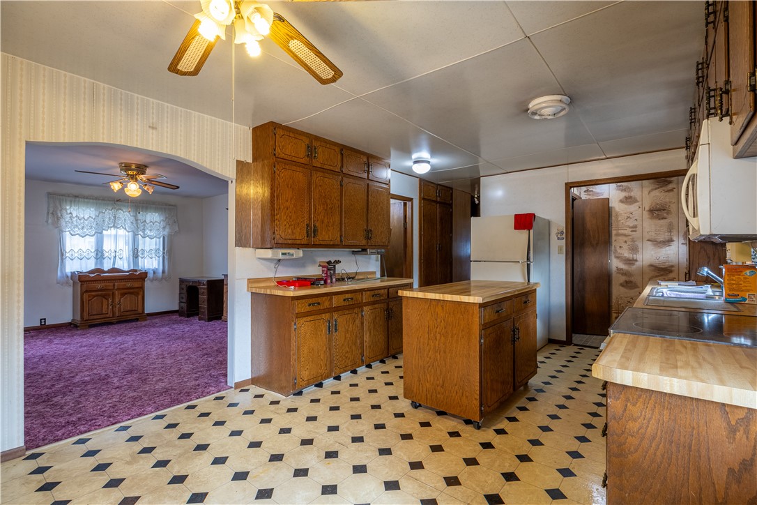 Residential at 809 6th Street, Ladysmith, WI 54848 — photo 4