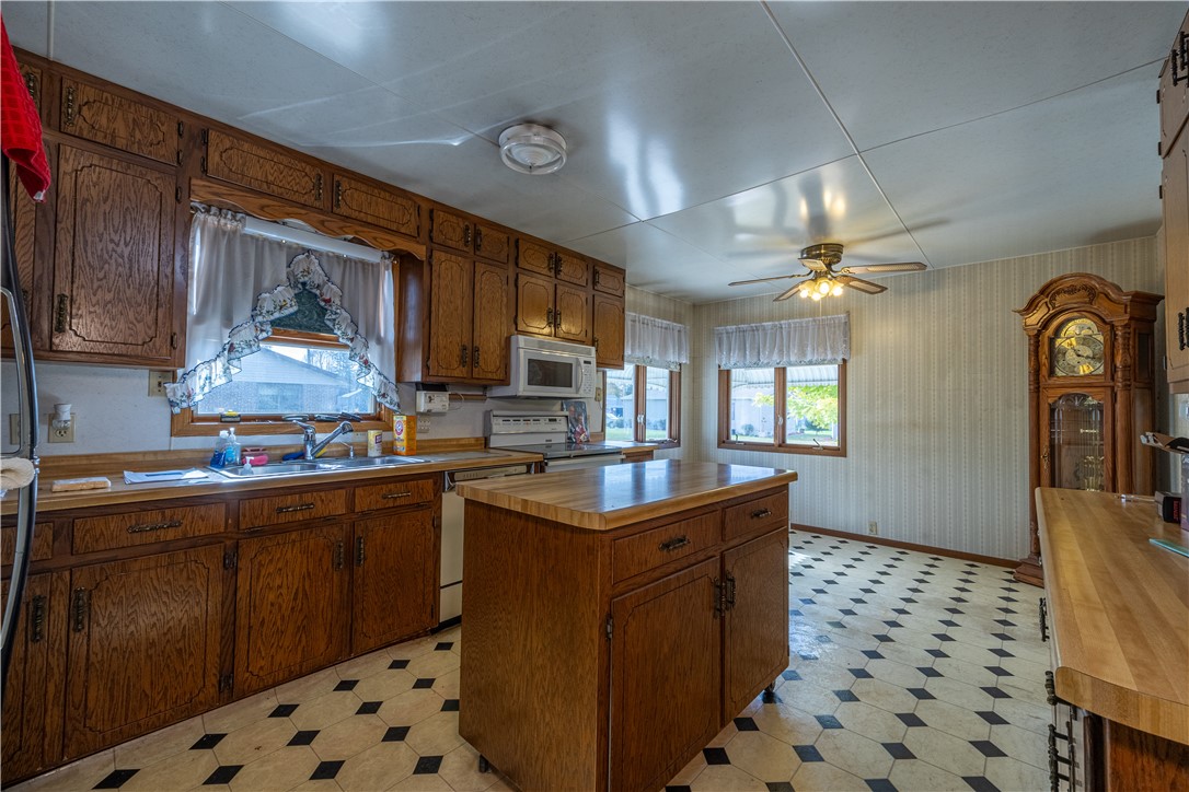 Residential at 809 6th Street, Ladysmith, WI 54848 — photo 5