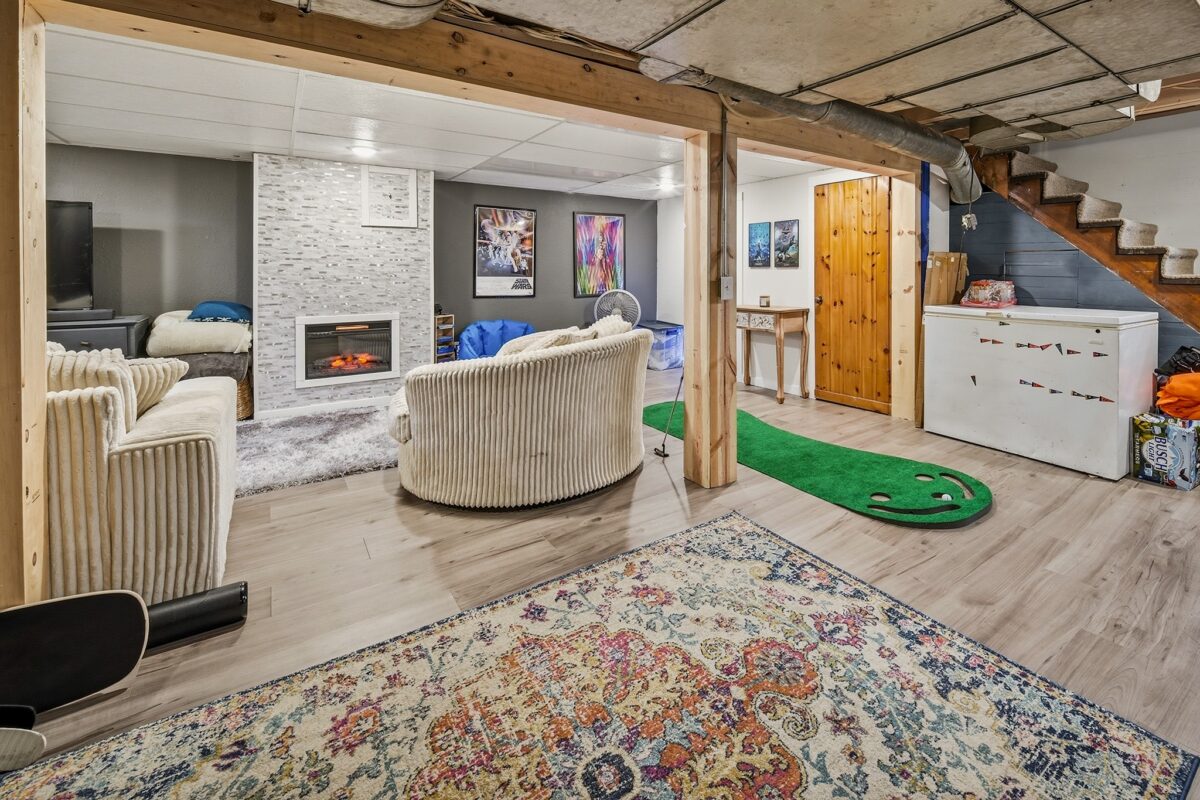 Residential at 810 Miles Street, Chippewa Falls, WI 54729 — photo 2