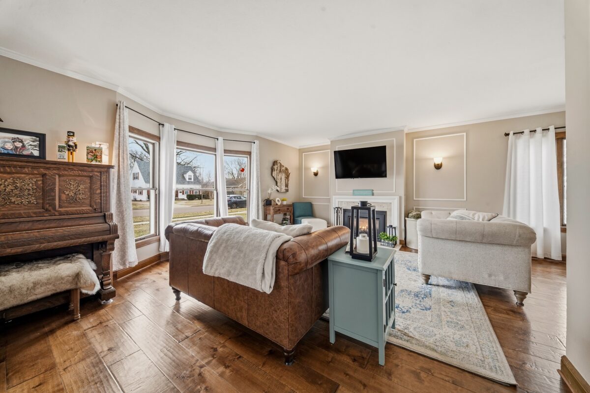 Residential at 810 Miles Street, Chippewa Falls, WI 54729 — photo 3