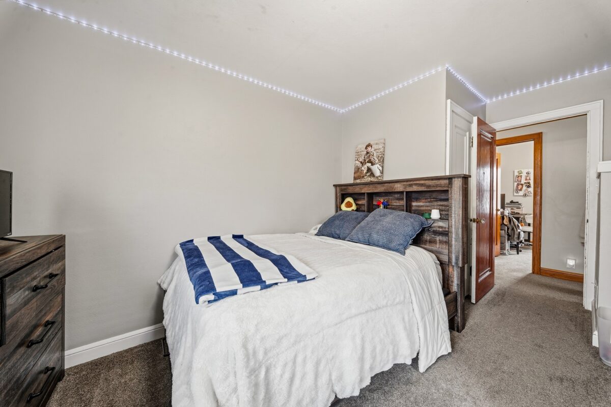 Residential at 810 Miles Street, Chippewa Falls, WI 54729 — photo 5