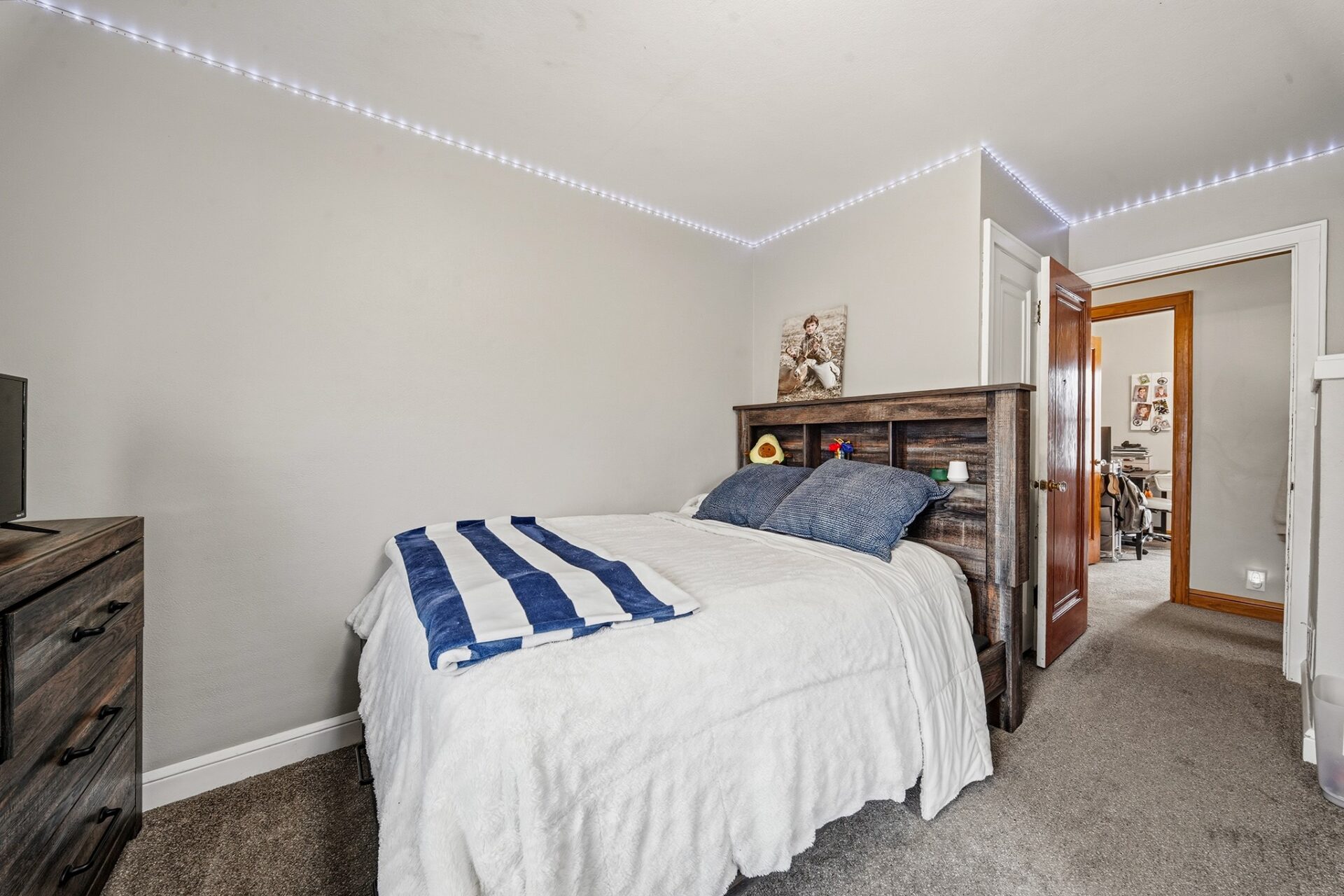 Residential at 810 Miles Street, Chippewa Falls, WI 54729 — photo 5