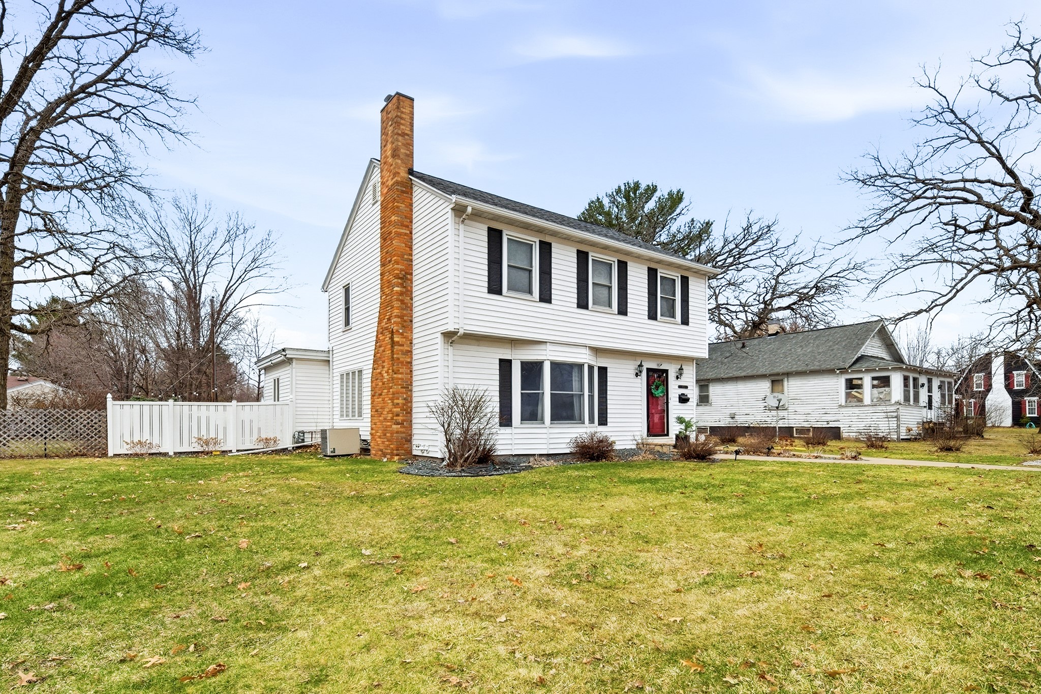 810-Miles-Chippewa-Falls-WI-54729-8