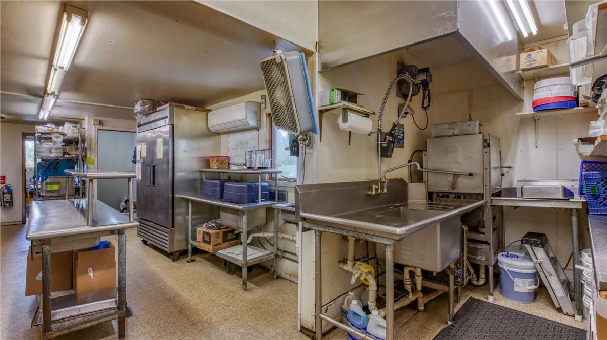 8114 35th Street, Colfax, WI — photo 16