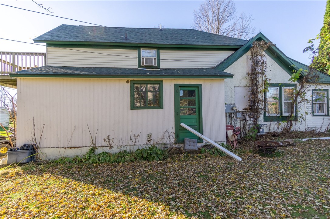 Residential Income at 812 Lincoln Street, Augusta, WI 54722 — photo 5