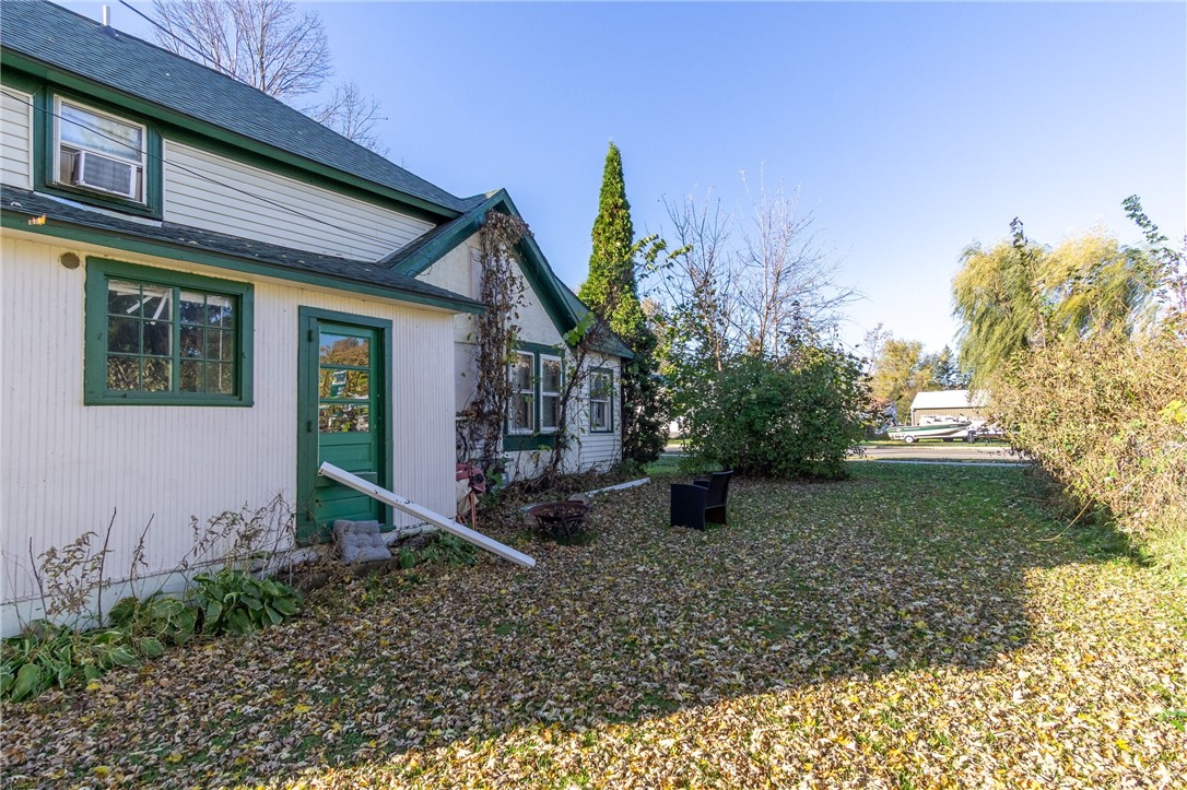 Residential Income at 812 Lincoln Street, Augusta, WI 54722 — photo 6