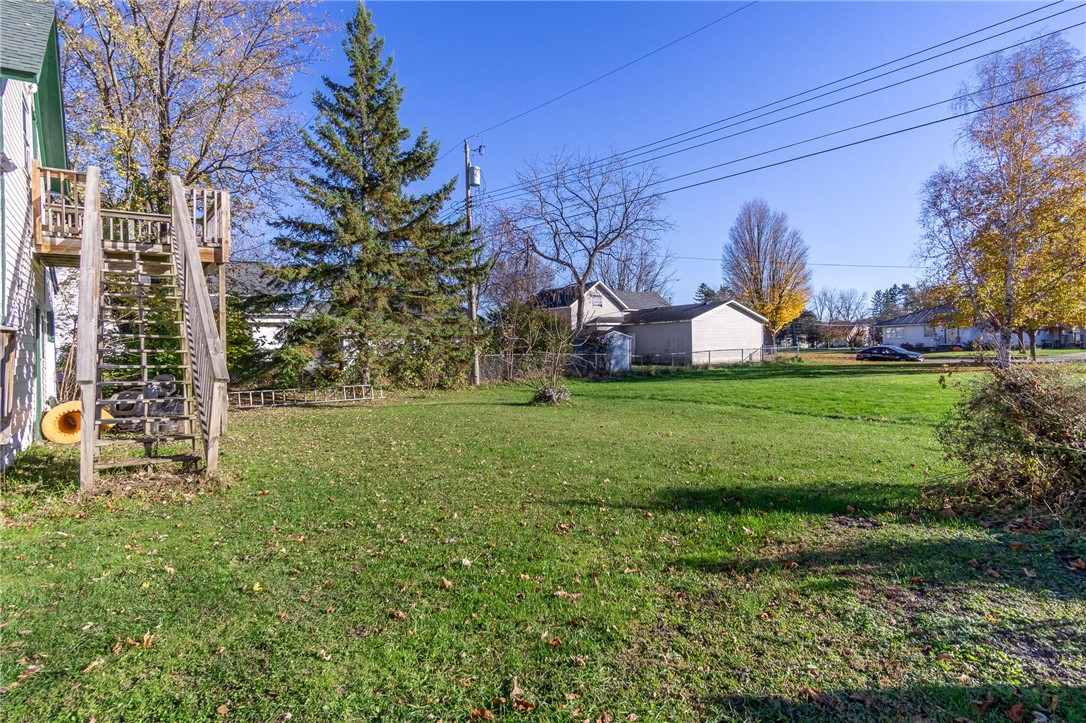 Residential Income at 812 Lincoln Street, Augusta, WI 54722 — photo 7