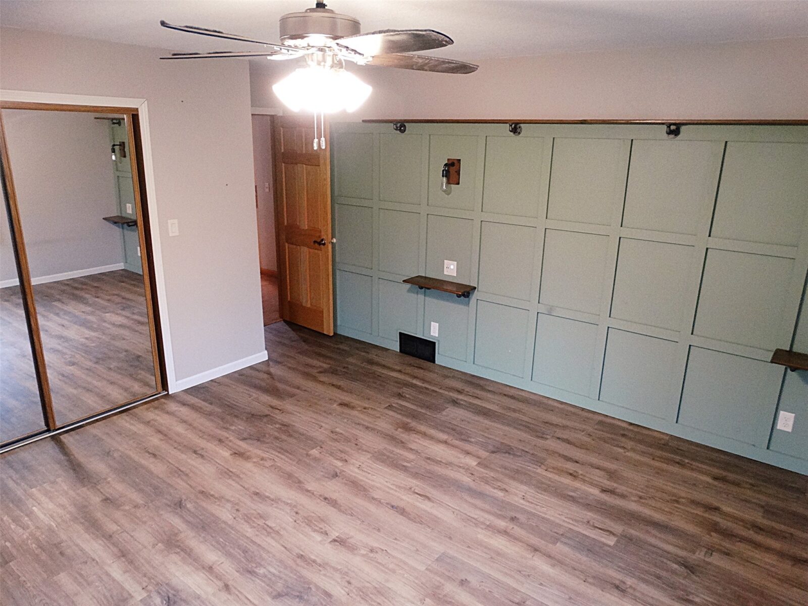 812 E BARKER Street Rice Lake WI 54868 — photo 17