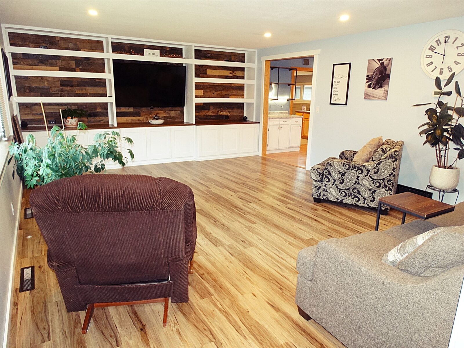 812 E BARKER Street Rice Lake WI 54868 — photo 8