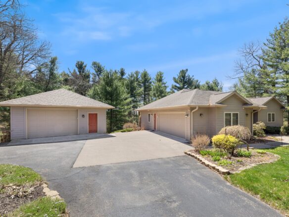 8133 Idol Ave Avenue, Sparta, WI