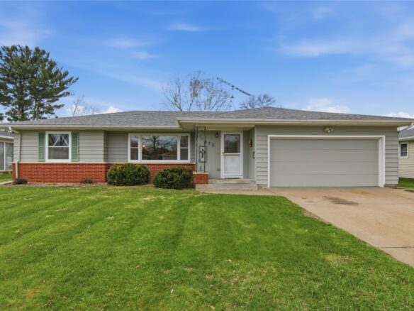815 E Grant Avenue, Eau Claire, WI