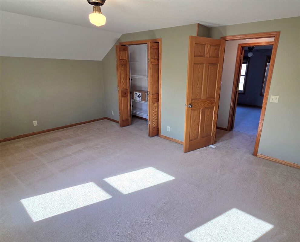 Residential at 816 Starr Avenue, Eau Claire, WI 54703 — photo 31