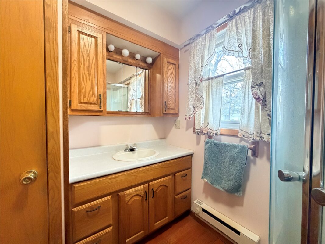 816 S Wisconsin Avenue, Rice Lake, WI