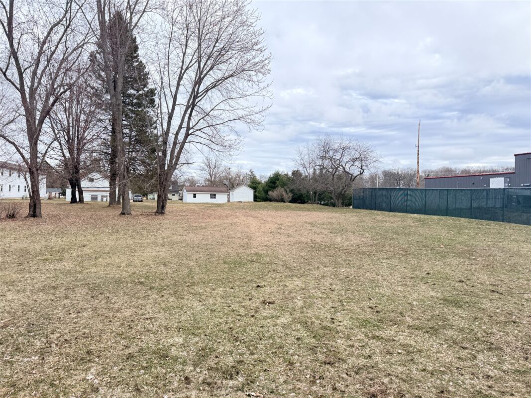 816 S Wisconsin Avenue, Rice Lake, WI