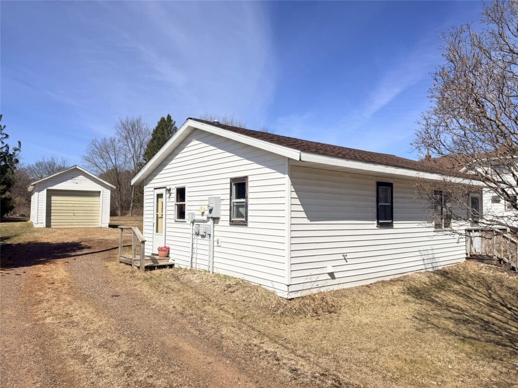 816 S Wisconsin Avenue, Rice Lake, WI