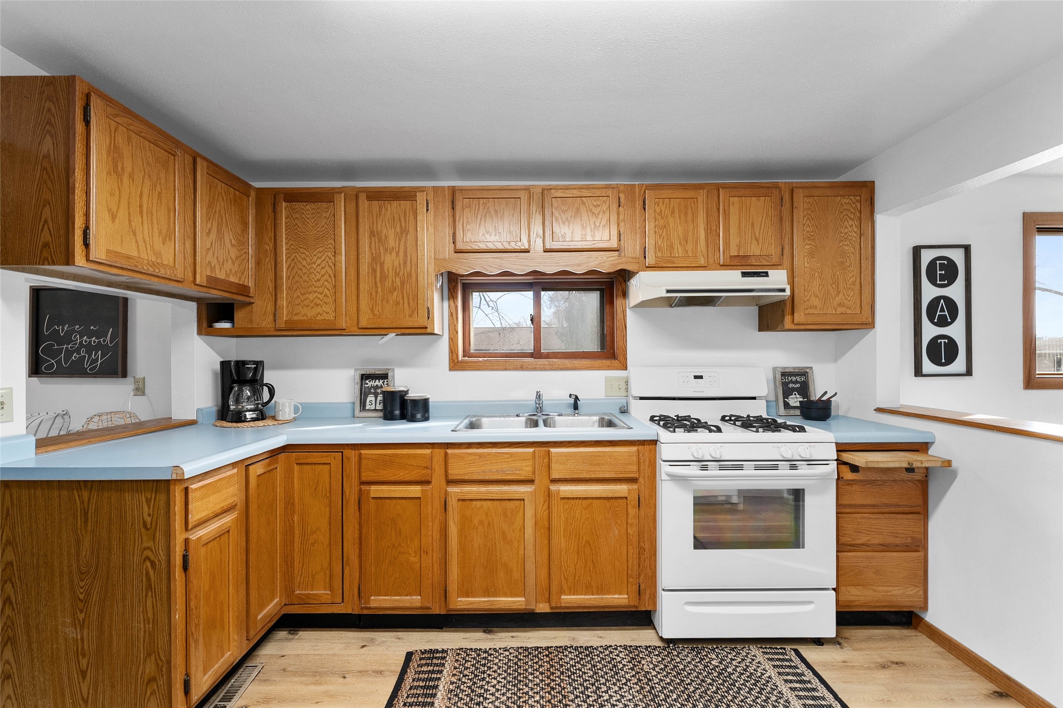 819-Harriet-Altoona-WI-54720-3