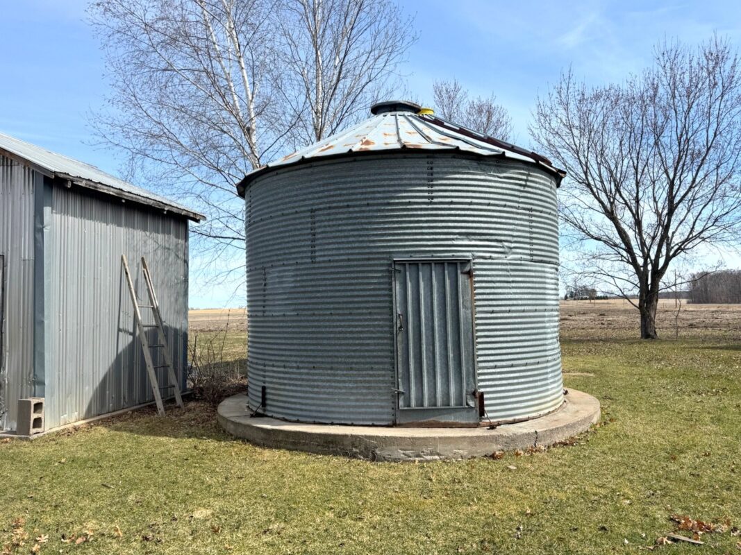 Residential at 820 14th Avenue, Almena, WI 54805 — photo 7