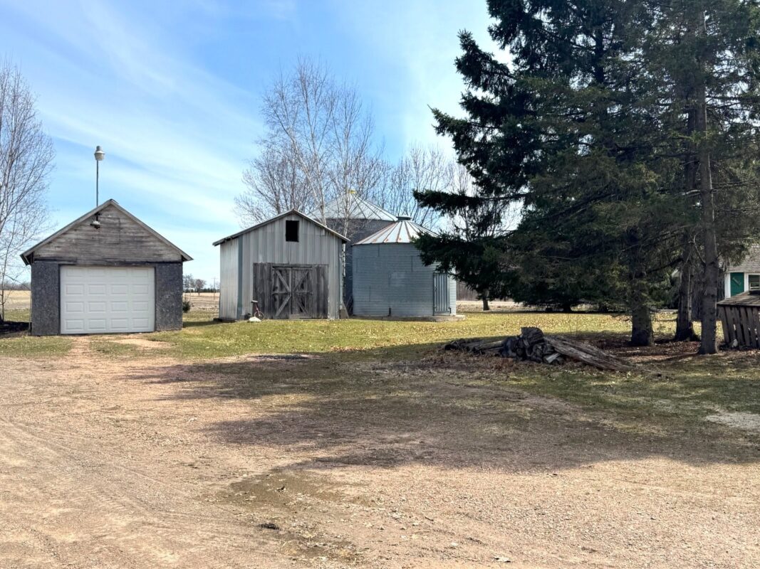 820 14th Avenue Almena WI 54805 — photo 4