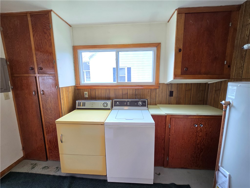 Residential at 833 Stanley Street, Chippewa Falls, WI 54729 — photo 15