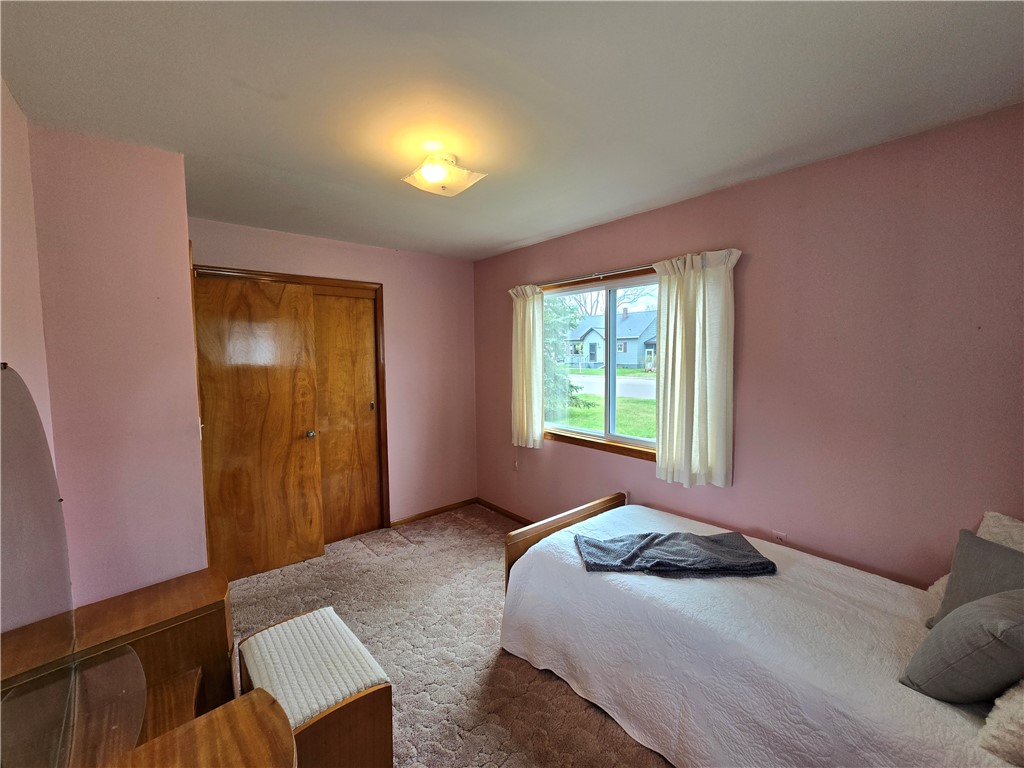 Residential at 833 Stanley Street, Chippewa Falls, WI 54729 — photo 5