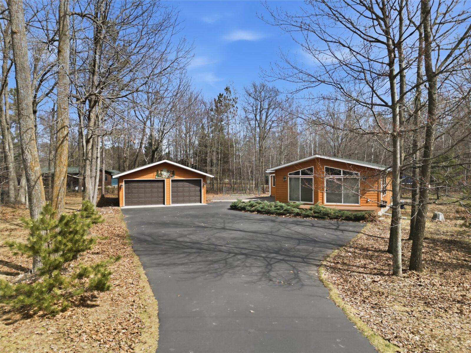 8636N River Road, Hayward, WI — photo 2