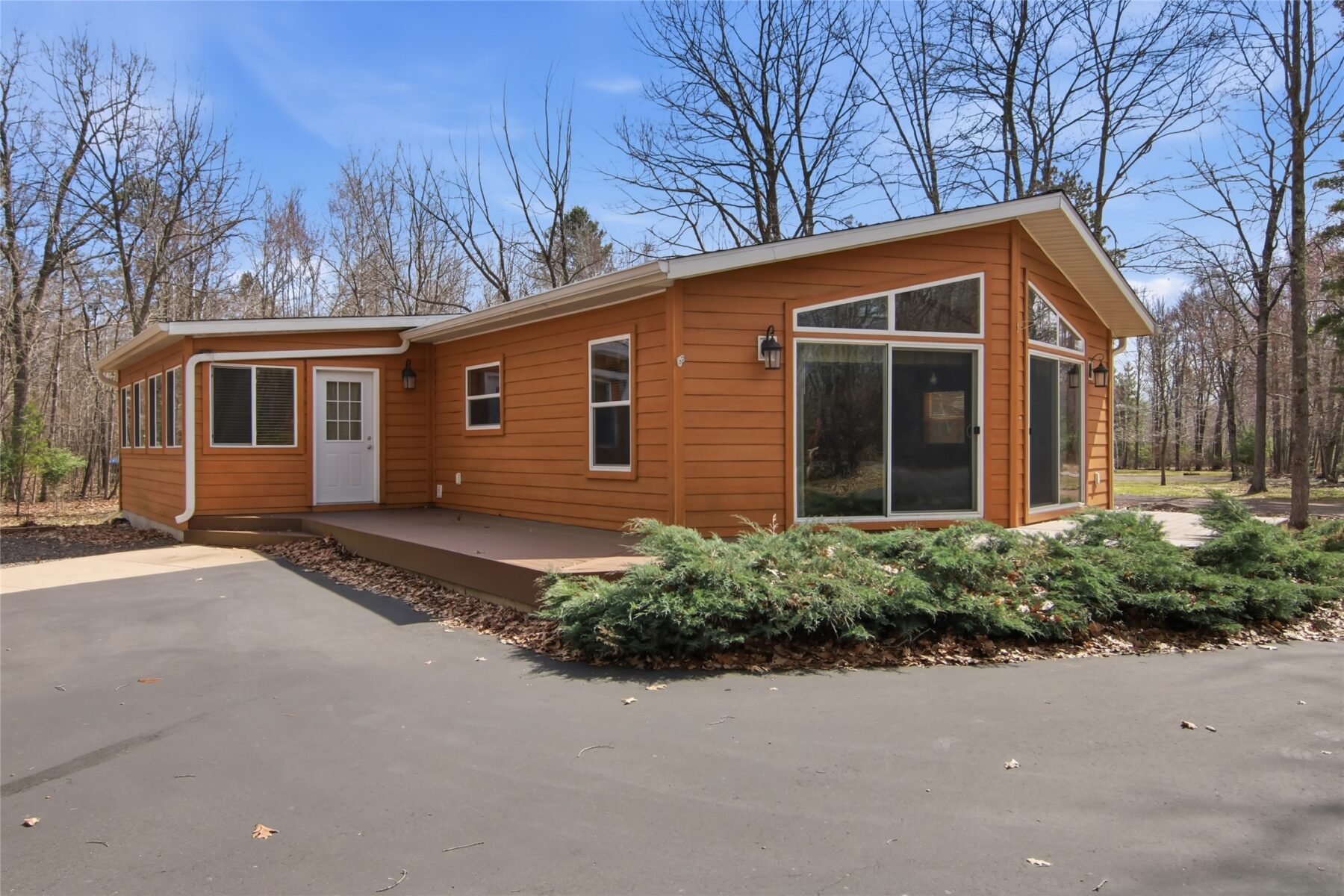 8636N River Road, Hayward, WI — photo 5