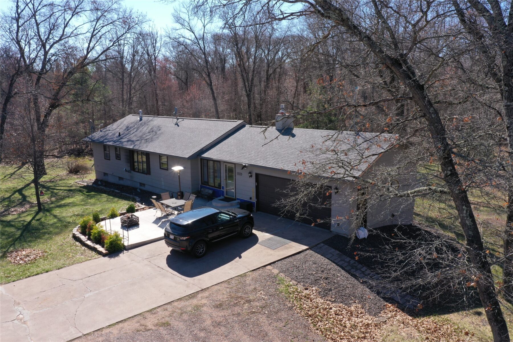 8645 Olsen Road, Webster, WI