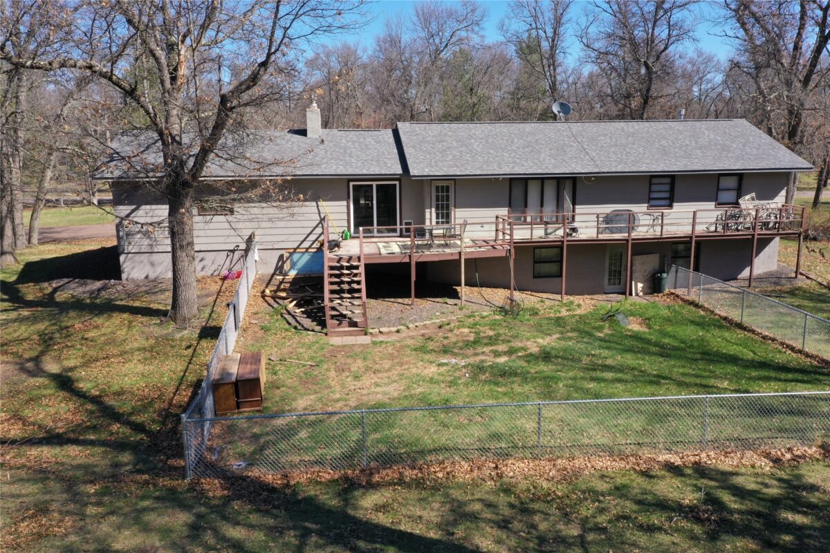 8645 Olsen Road, Webster, WI