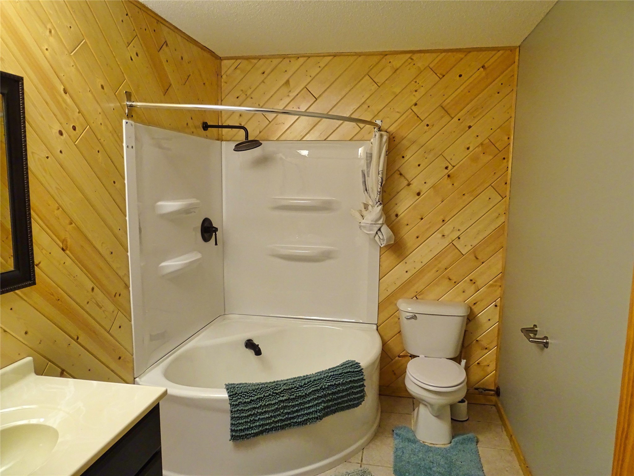 8920-Larson-Hayward-WI-54843-7