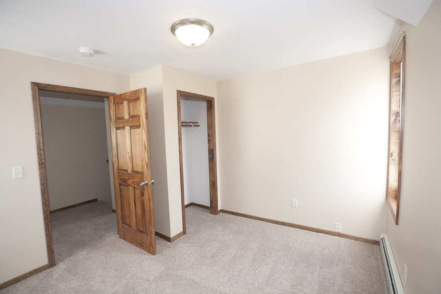 Residential Income at 902 Water Street, Eau Claire, WI 54703 — photo 4