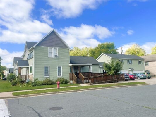 Residential Income at 902 Water Street, Eau Claire, WI 54703 — photo 1