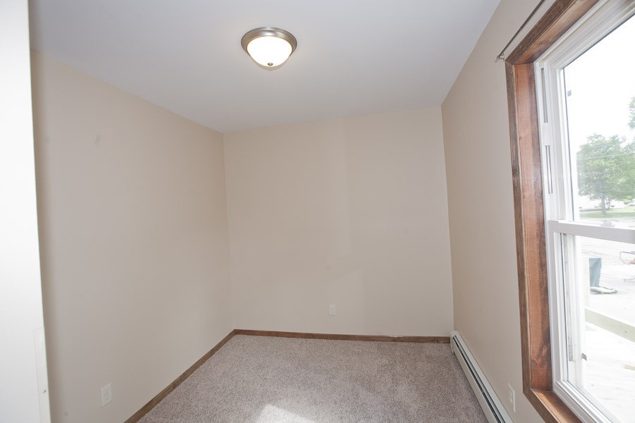 Residential Income at 902 Water Street, Eau Claire, WI 54703 — photo 8