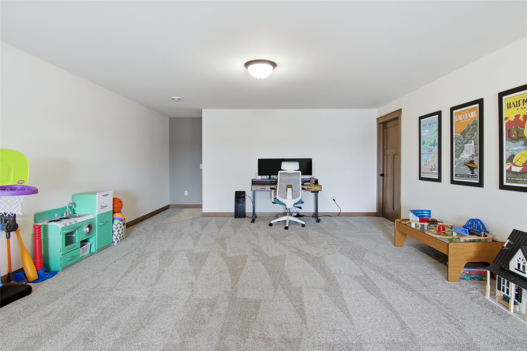 Residential at 903 White Street, Fall Creek, WI 54742 — photo 29