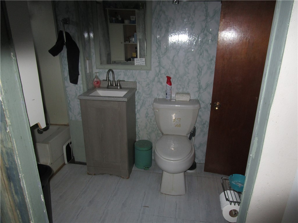 Residential at 904 Washington Street, Hawkins, WI 54530 — photo 10