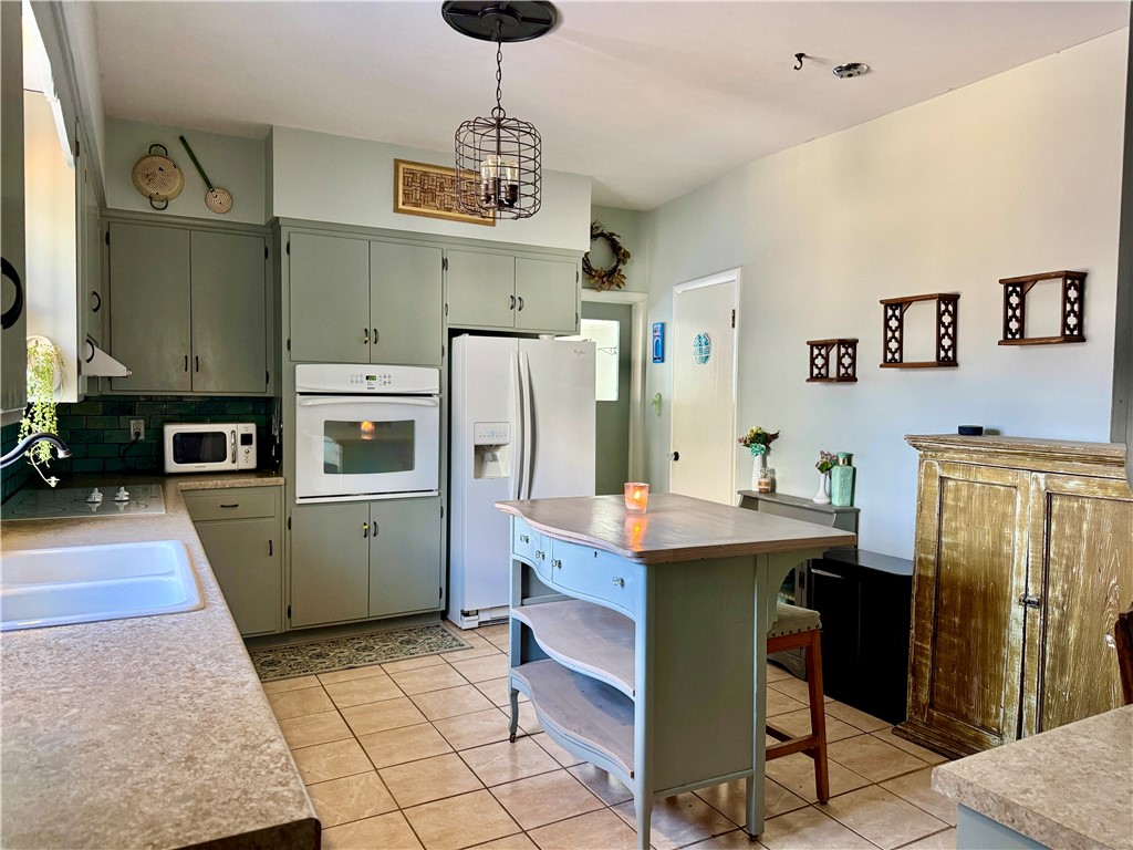 Residential at 905 Barland Street, Eau Claire, WI 54701 — photo 5