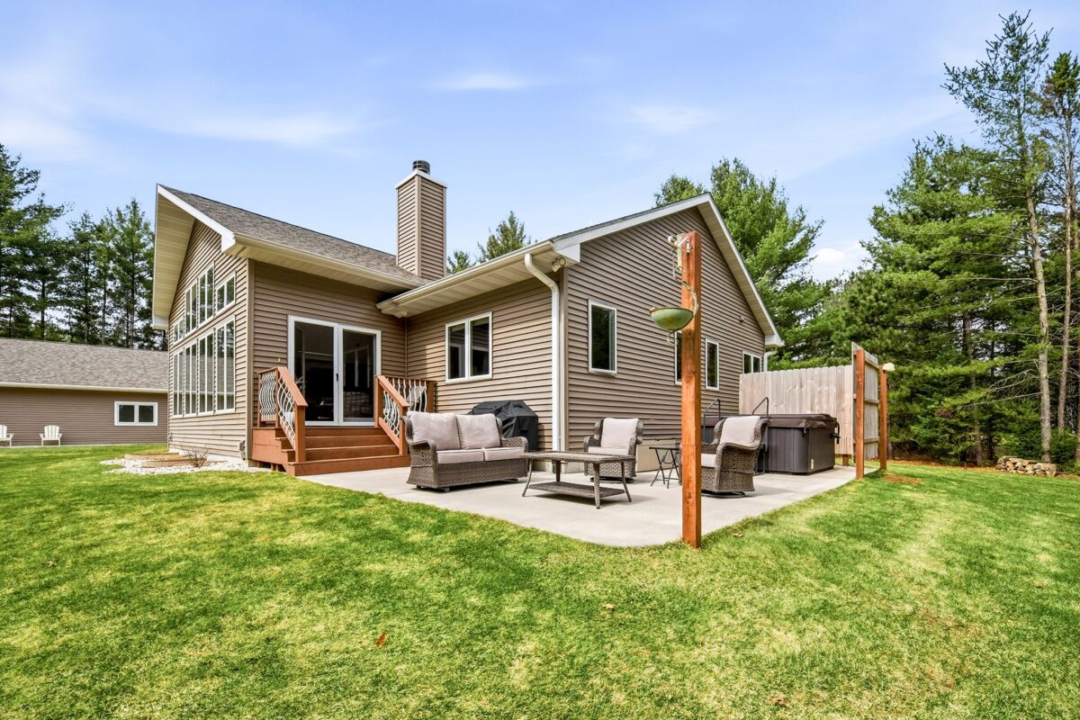 909 Thistle Lane Eau Claire WI 54703 — photo 42