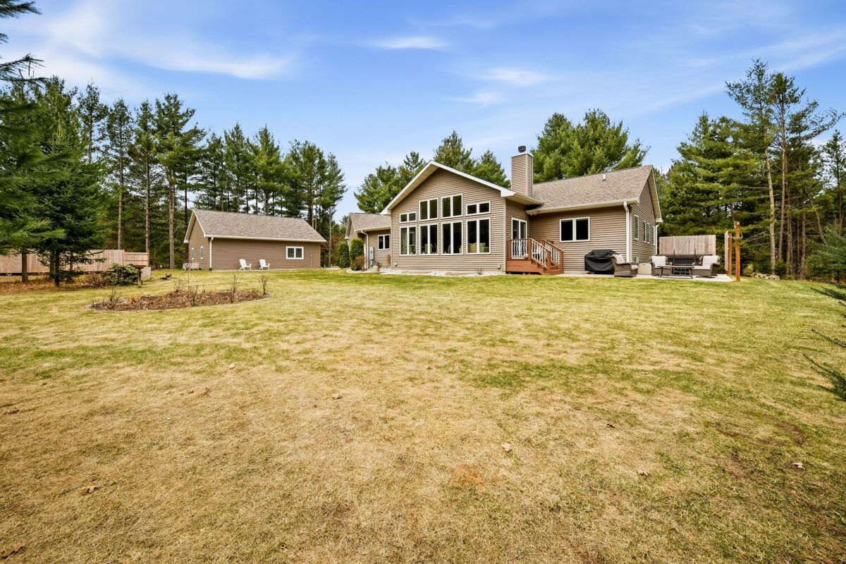 909 Thistle Lane Eau Claire WI 54703 — photo 44