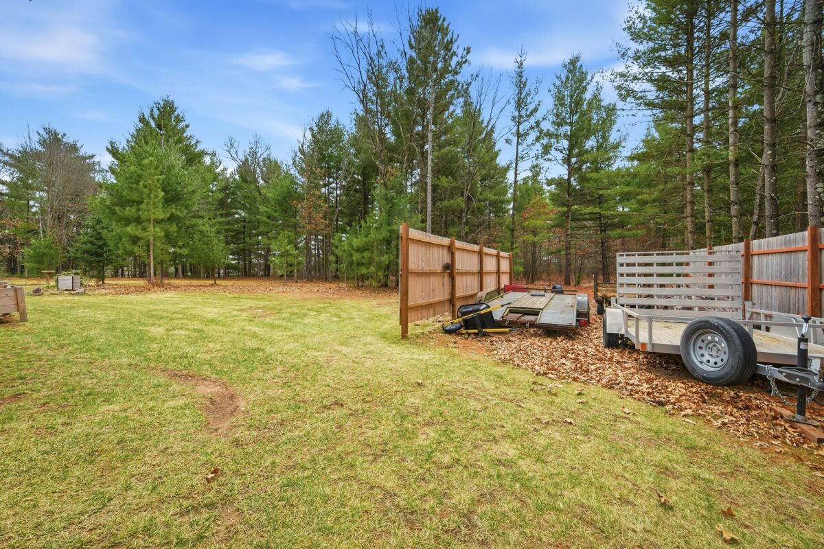 909 Thistle Lane Eau Claire WI 54703 — photo 46