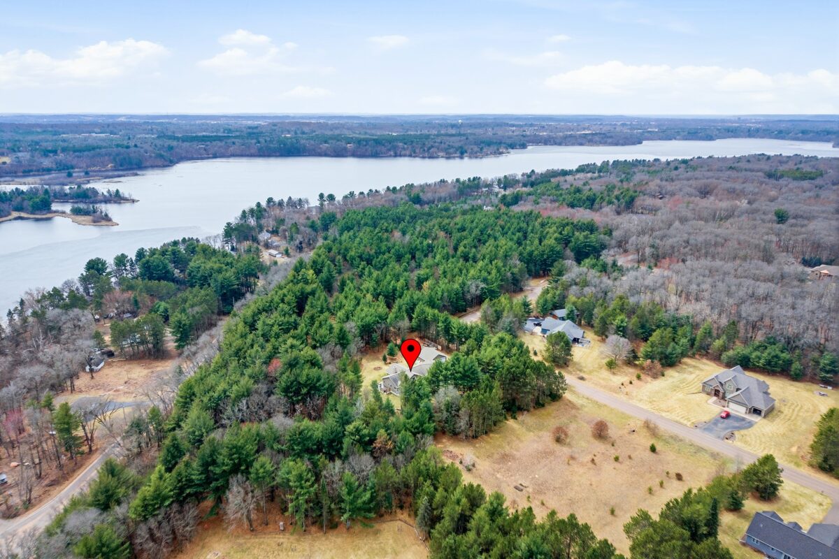 909 Thistle Lane Eau Claire WI 54703 — photo 48