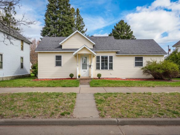 914 Water Street, Chippewa Falls, WI