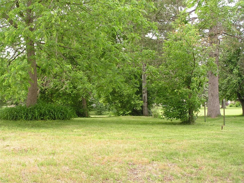 Residential at 916 4th Street, Ladysmith, WI 54848 — photo 3