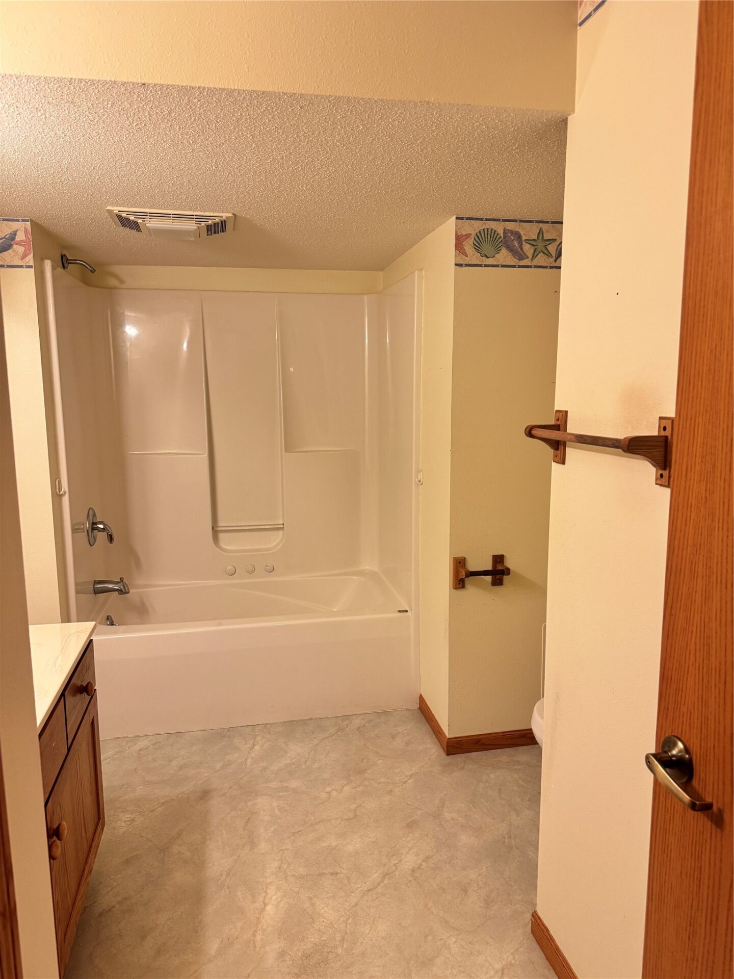 Residential at 945 Cambridge Court, Altoona, WI 54720 — photo 7