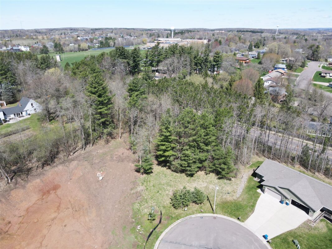 950 Emerald Court, Rice Lake, WI — photo 5