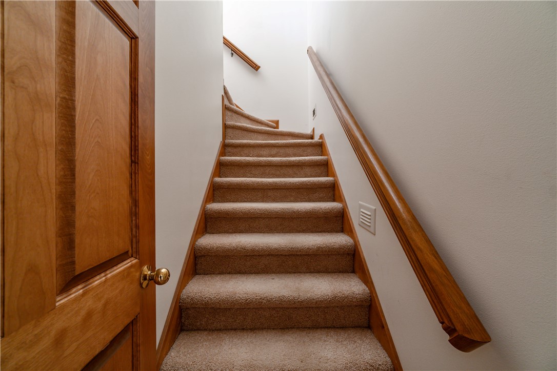 9556-27th-Eau-Claire-WI-54703-3