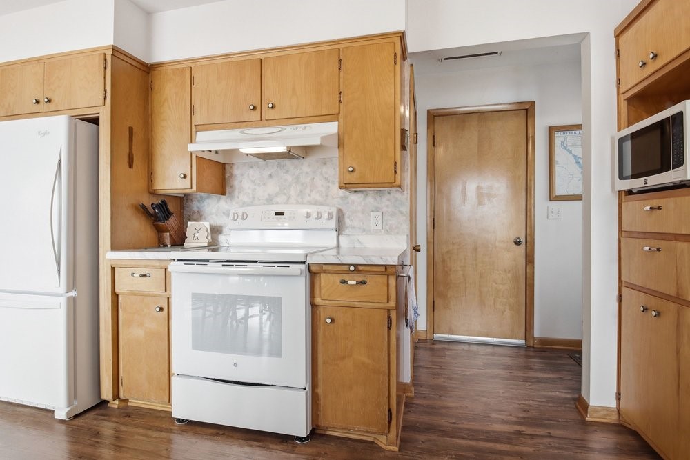 Residential at 983 23 1/2 Street, Chetek, WI 54728 — photo 15