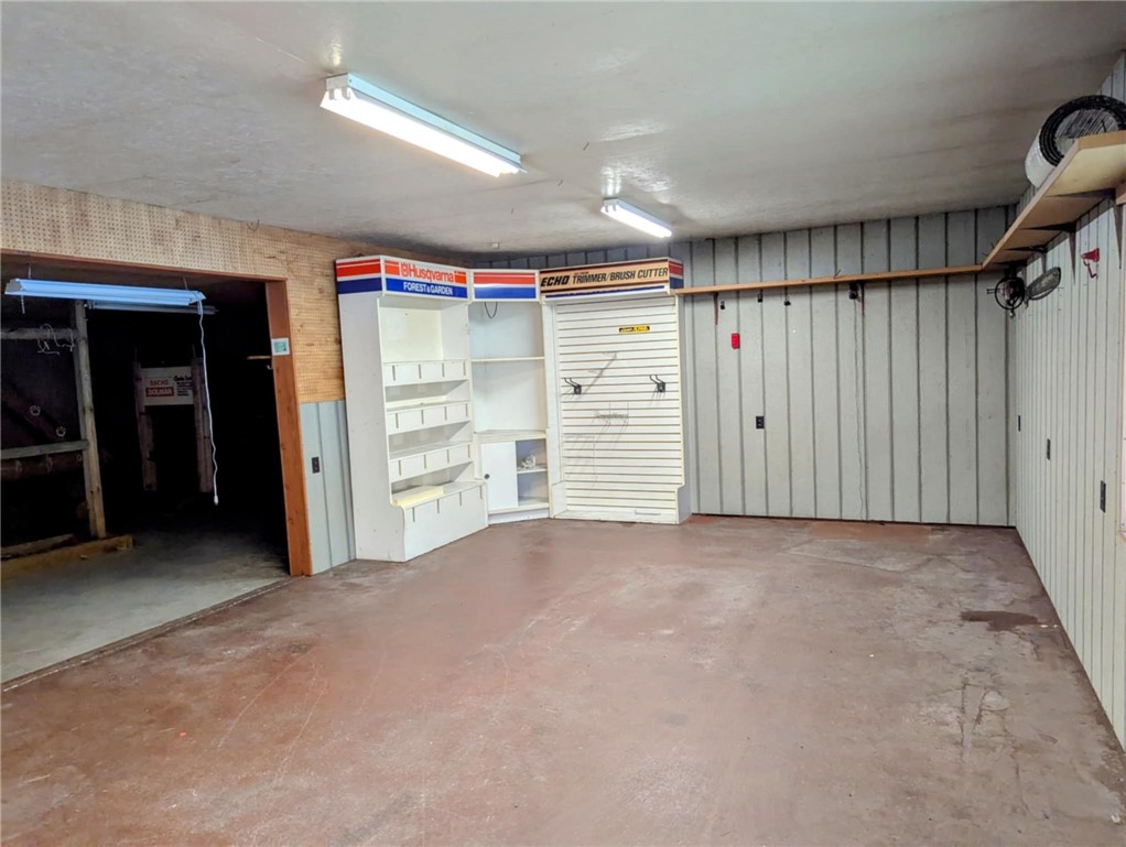 9995-Raven-Hayward-WI-54843-6