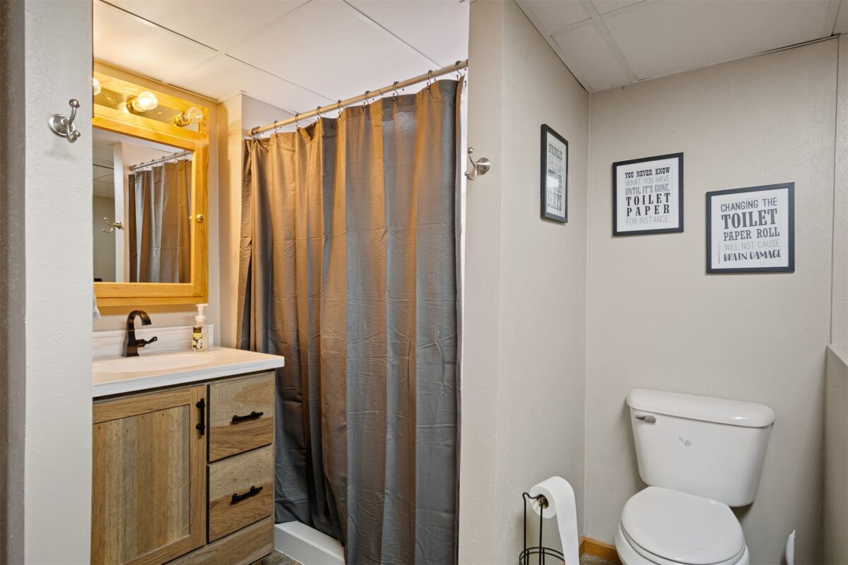 Residential at E4085 Woodfield Road, Eau Claire, WI 54701 — photo 17