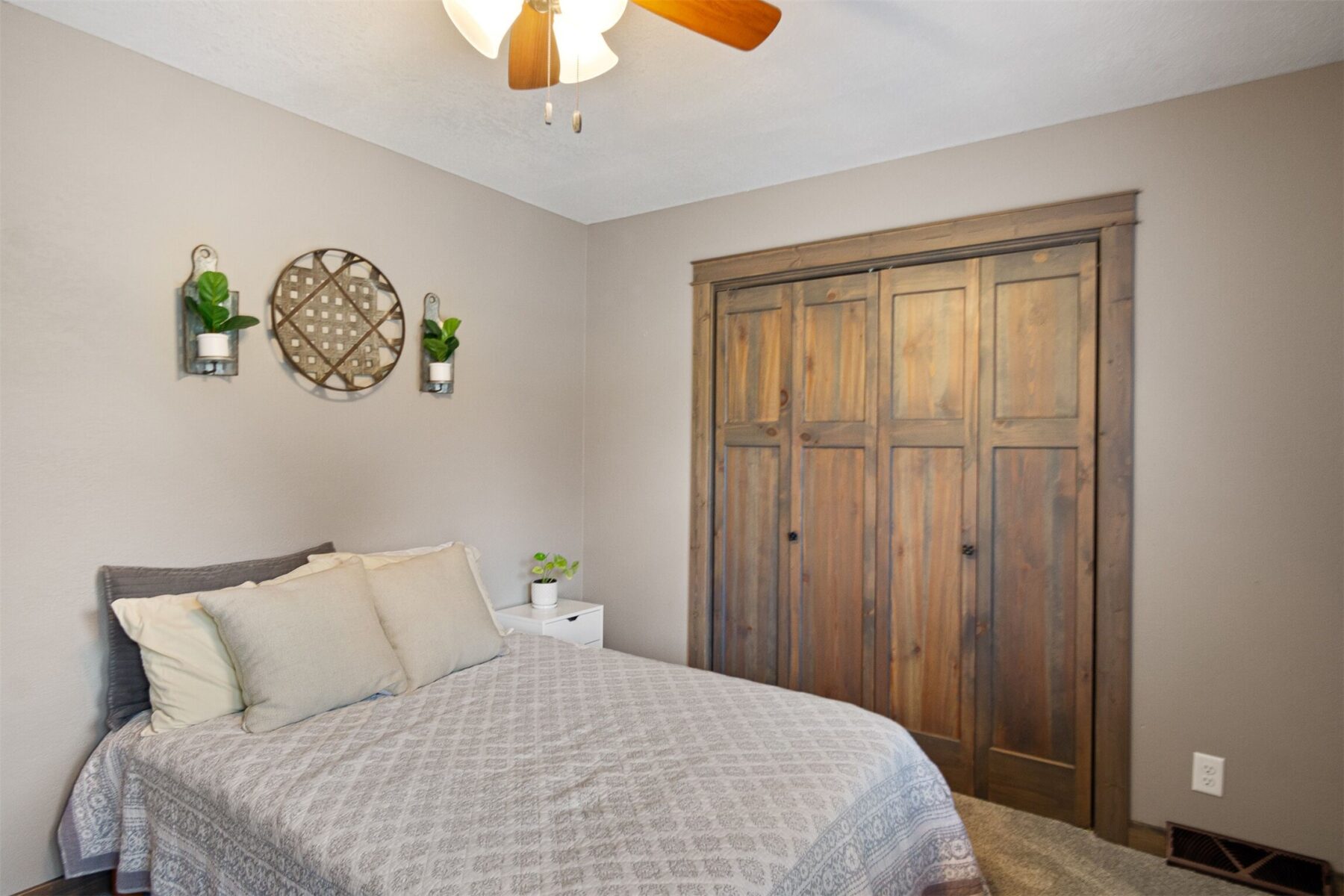 Residential at E4085 Woodfield Road, Eau Claire, WI 54701 — photo 21