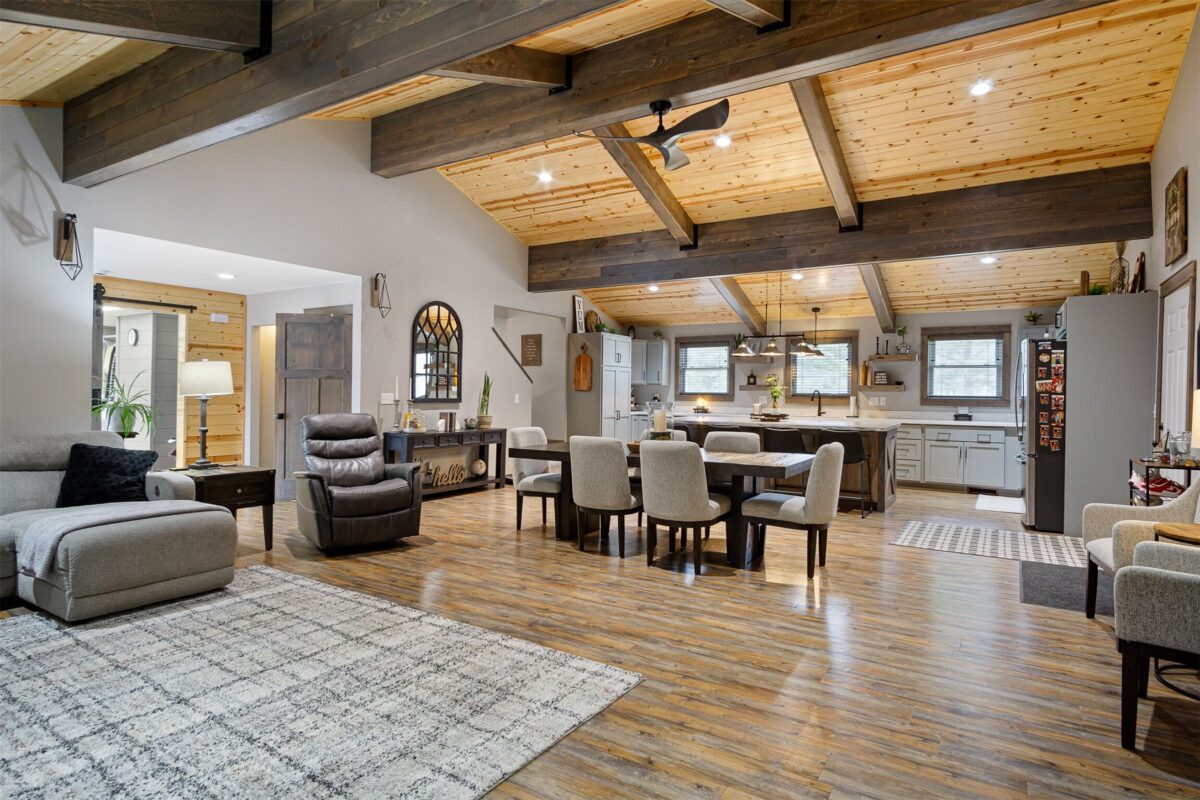 Residential at E4085 Woodfield Road, Eau Claire, WI 54701 — photo 4
